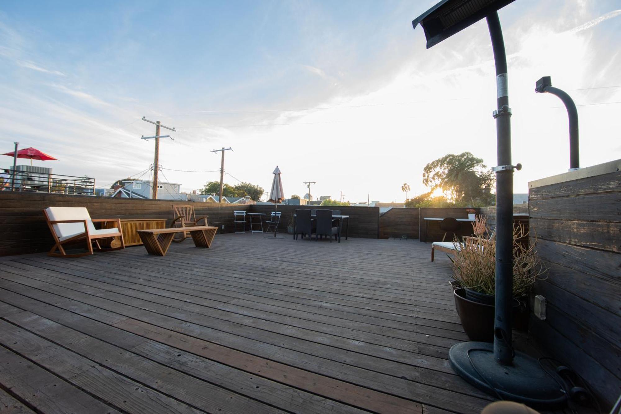 Artspace Locations Venice Beach Rooftop House Apartment Los Angeles Exterior photo